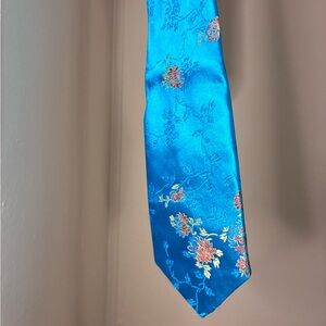 Parasuco Rare Vintage Blue Floral Tie